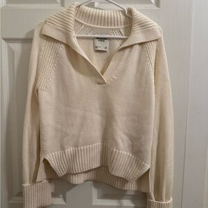 Abercrombie Women's Cream Sweater
